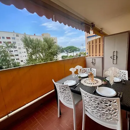 Apartament Le Louisiane